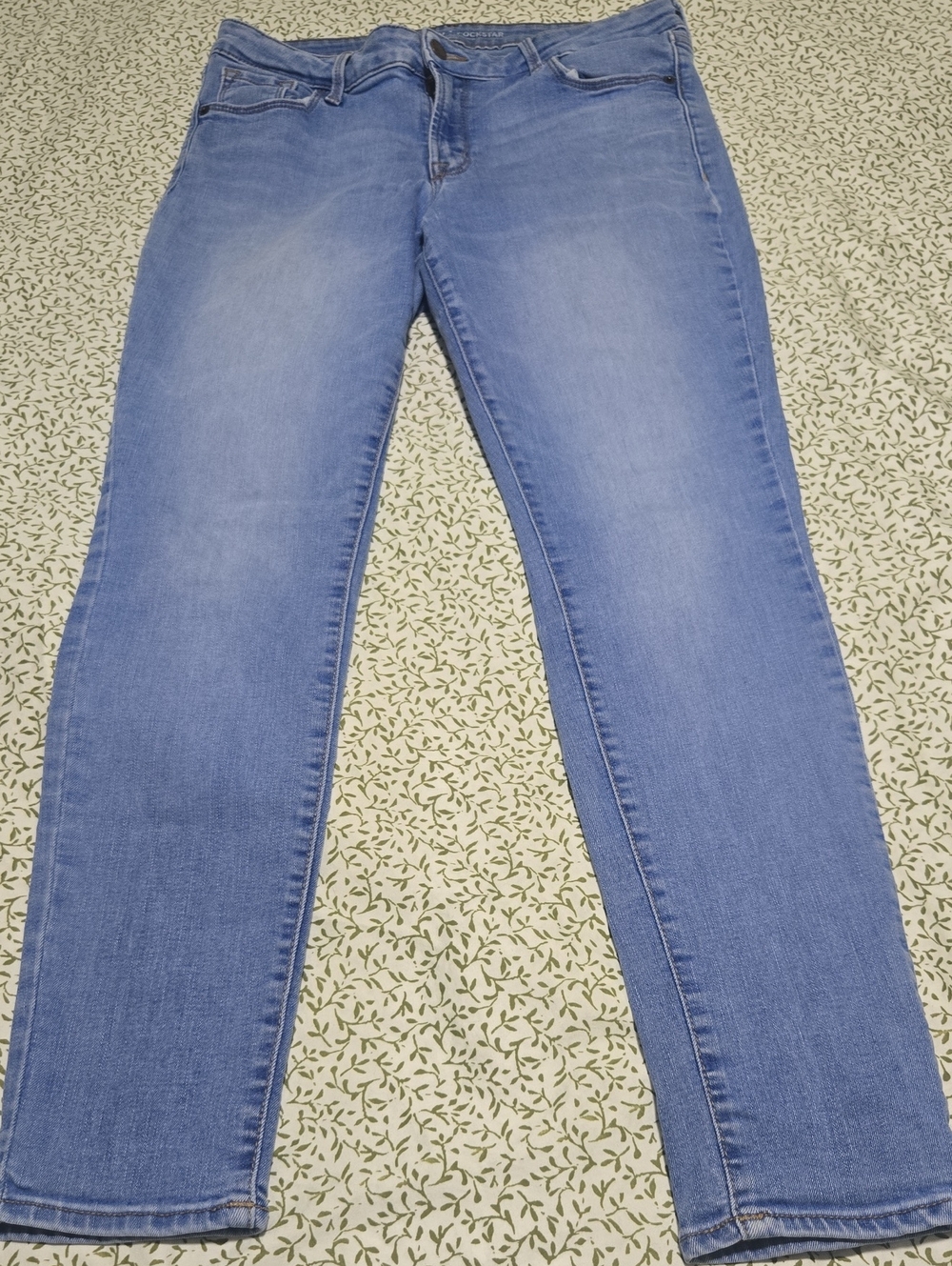Old Navy Light Blue Women's Skinny Jeans - Stretch Denim